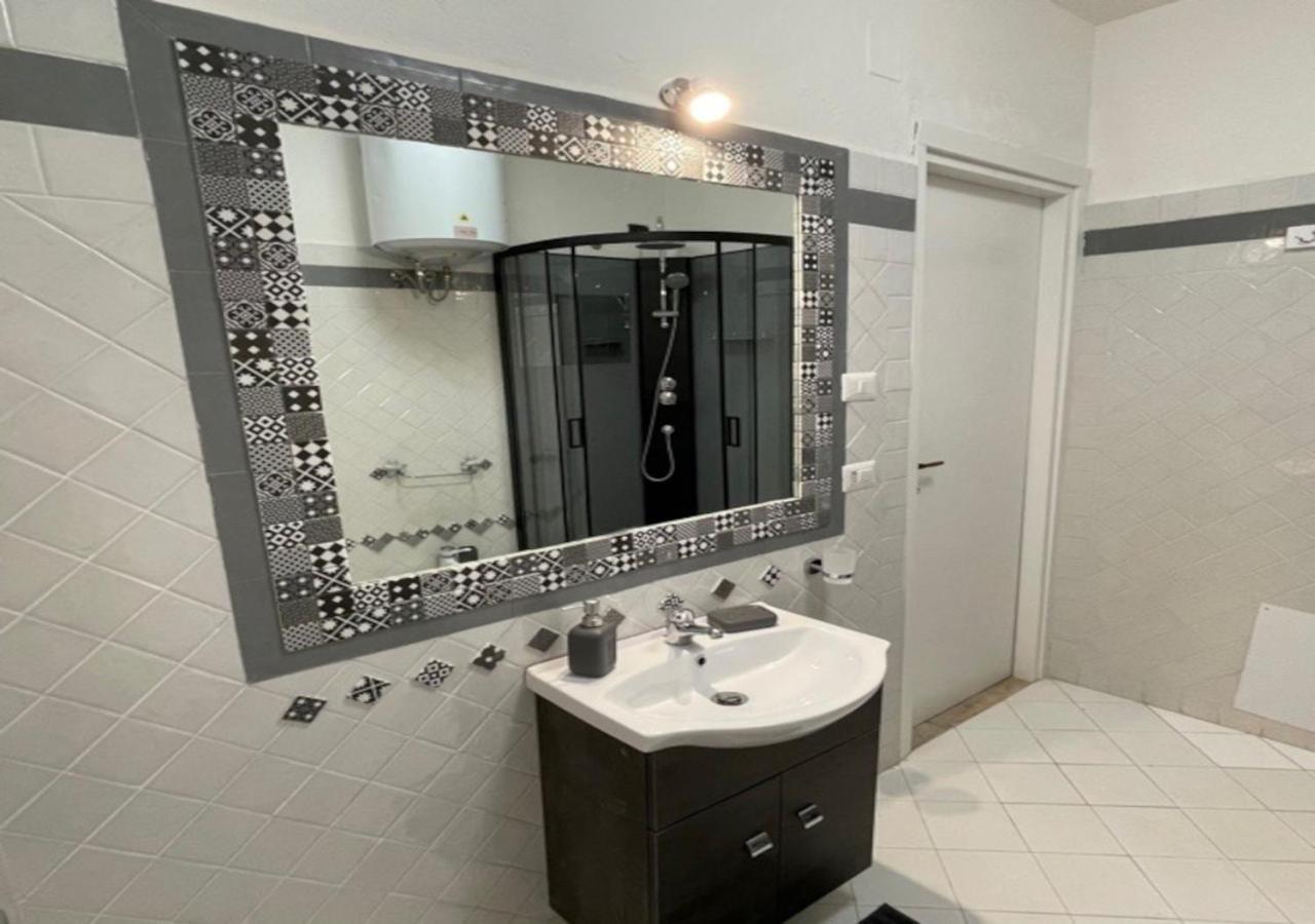 Celeste Central Apartment In Porto Rotondo With Private Parking Buitenkant foto